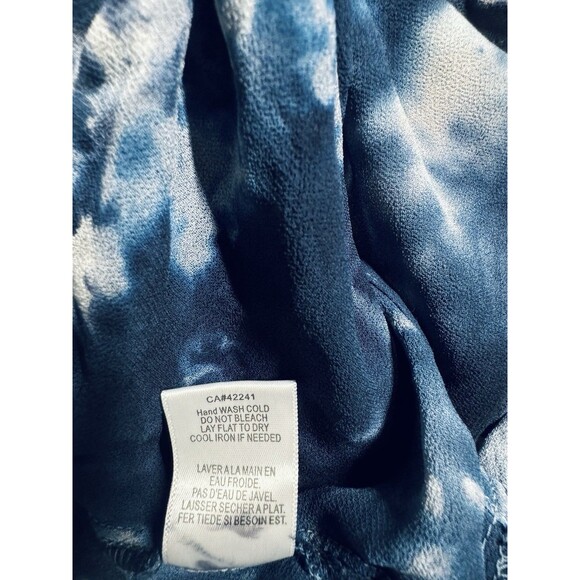 Young Broke & Fabulous Flowy Boho Top Size M Blue Tie-Dye Faux Wrap Blouse - Picture 5 of 5